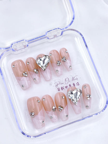 Nude small diamond love diamond French-wearing nail