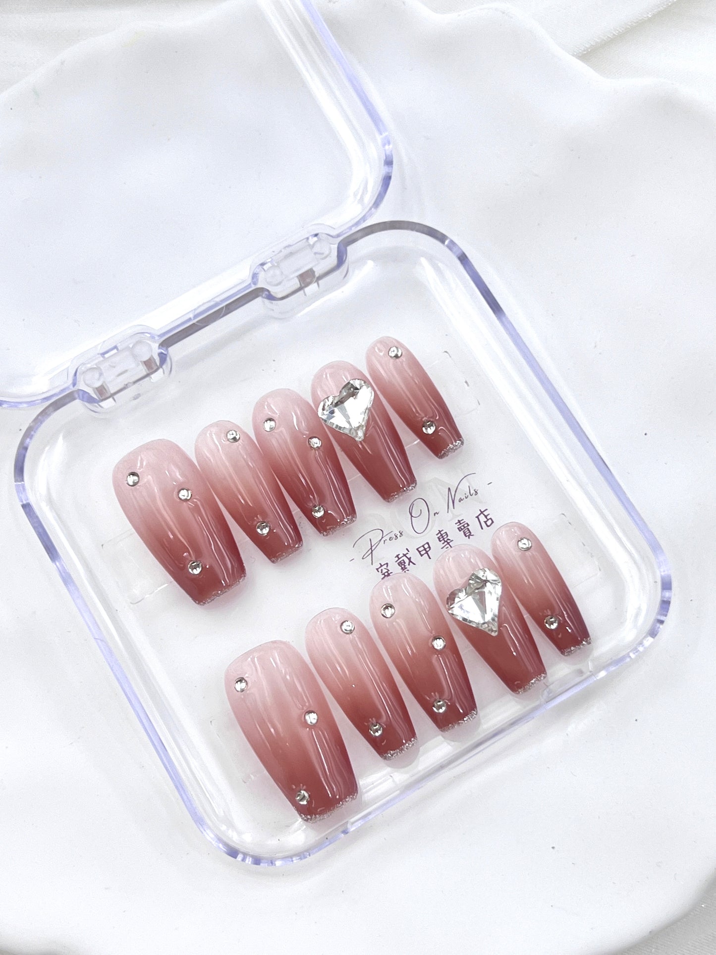 Gradient small rhinestone three-dimensional love press on nails