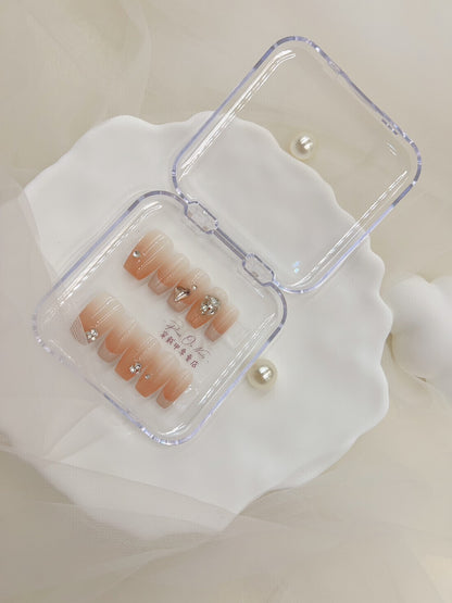 M652 apricot gradient French rhinestone handmade press on nails