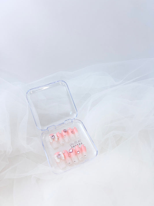 P176 Girly Pink Gradient Translucent White Bow press on nails